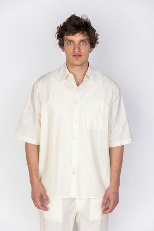 Short-sleeved shirt